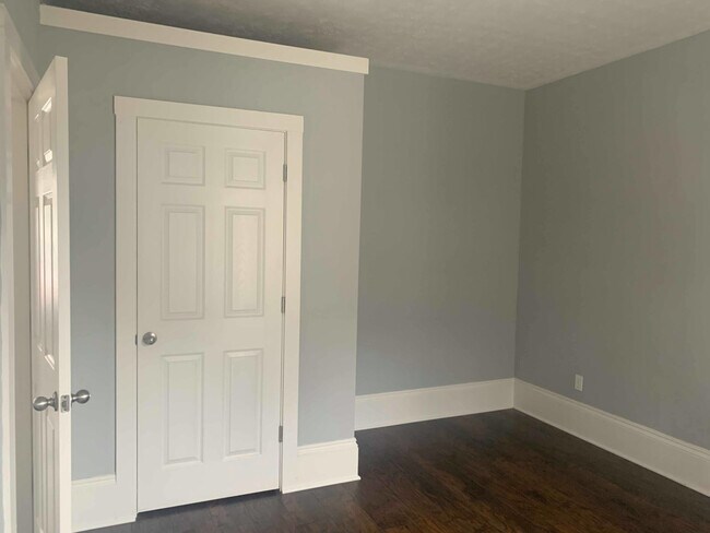 Building Photo - 287 5th Street NE