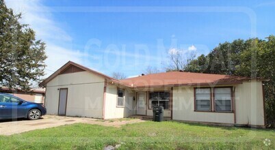 Building Photo - 1706 Cole St
