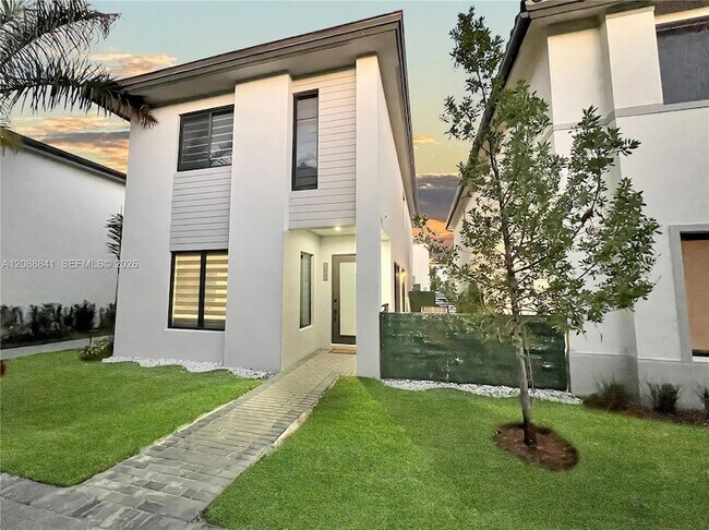 Foto del edificio - 4386 NW 80th Ct