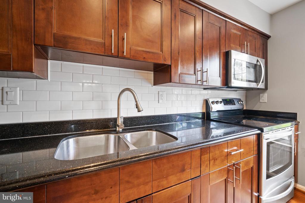 Foto principal - 5752 Heritage Hill Dr
