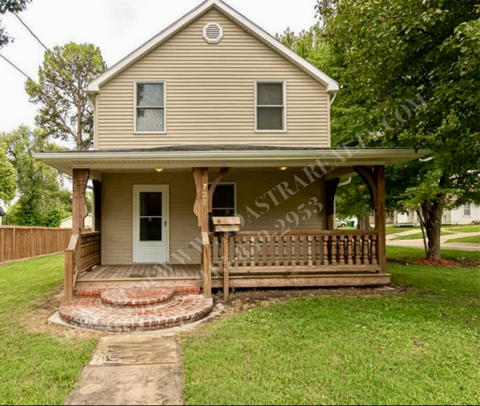 Foto principal - Spacious 3 Bed 3 Bath Home in Osawatomie-C...