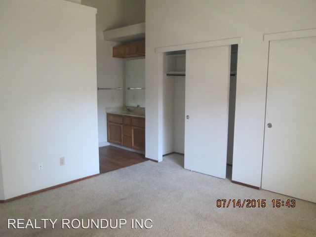 Building Photo - 9304 Ivydale Cir