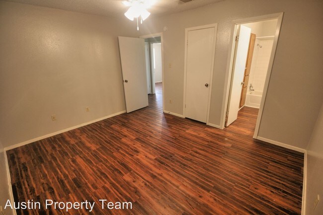 Building Photo - 9700 Eastwend Dr