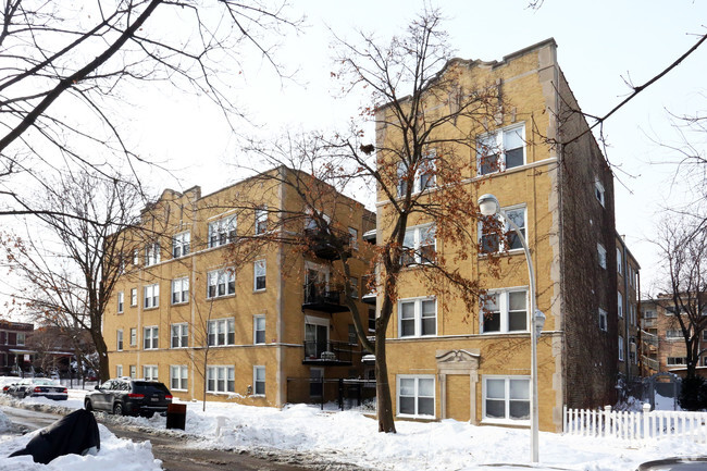 Building Photo - Rogers Park