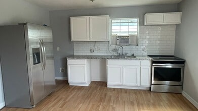 Building Photo - 6515 Avenue B