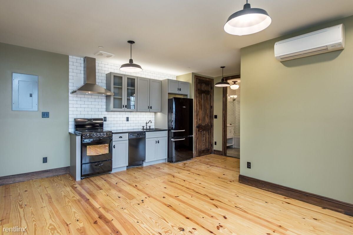 Foto principal - 3 br, 1 bath Apartment - 50 Newell St