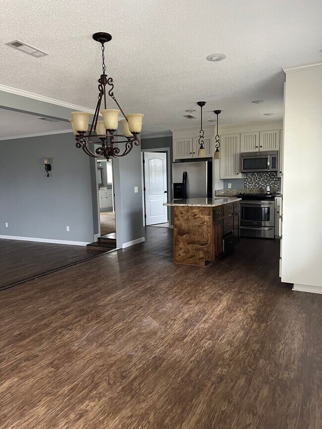 Foto del edificio - 103 Courtland Dr