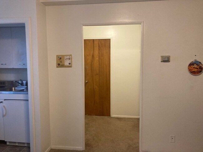 Foto del edificio - Studio Walking Distance to the University of Utah!