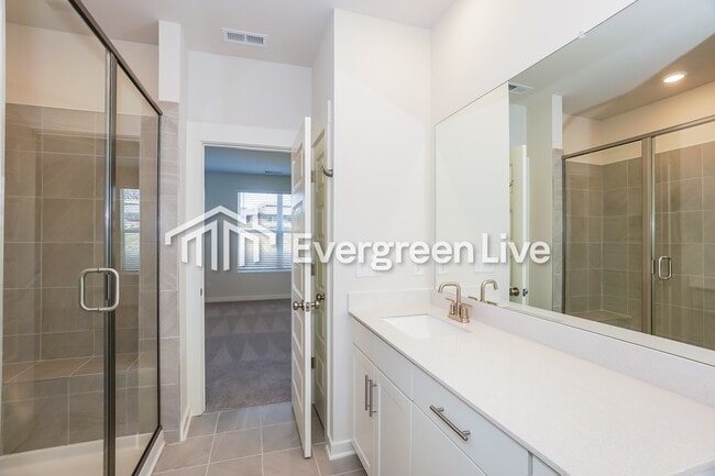 Foto del edificio - 874 Bur Oak Ct