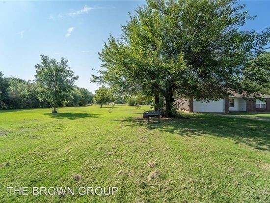 Building Photo - 3 br, 2 bath House - 10716 Belleview Drive