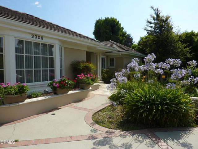Foto principal - 2309 E California Blvd