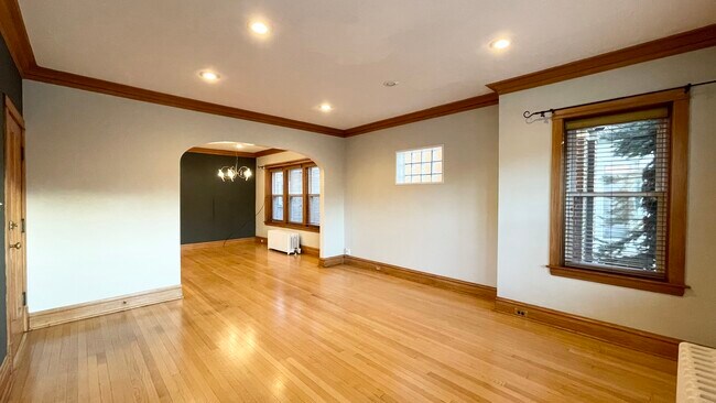 Foto del edificio - 4943 N Marmora Ave