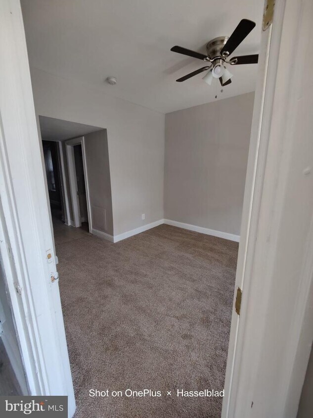 Foto principal - 3470 Emerald St