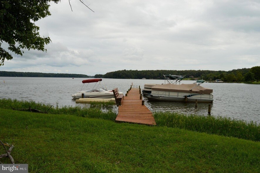 Foto del edificio - 6009 Noranda Dr