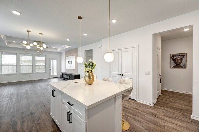 Foto del edificio - 1413 Grass Bnd Dr