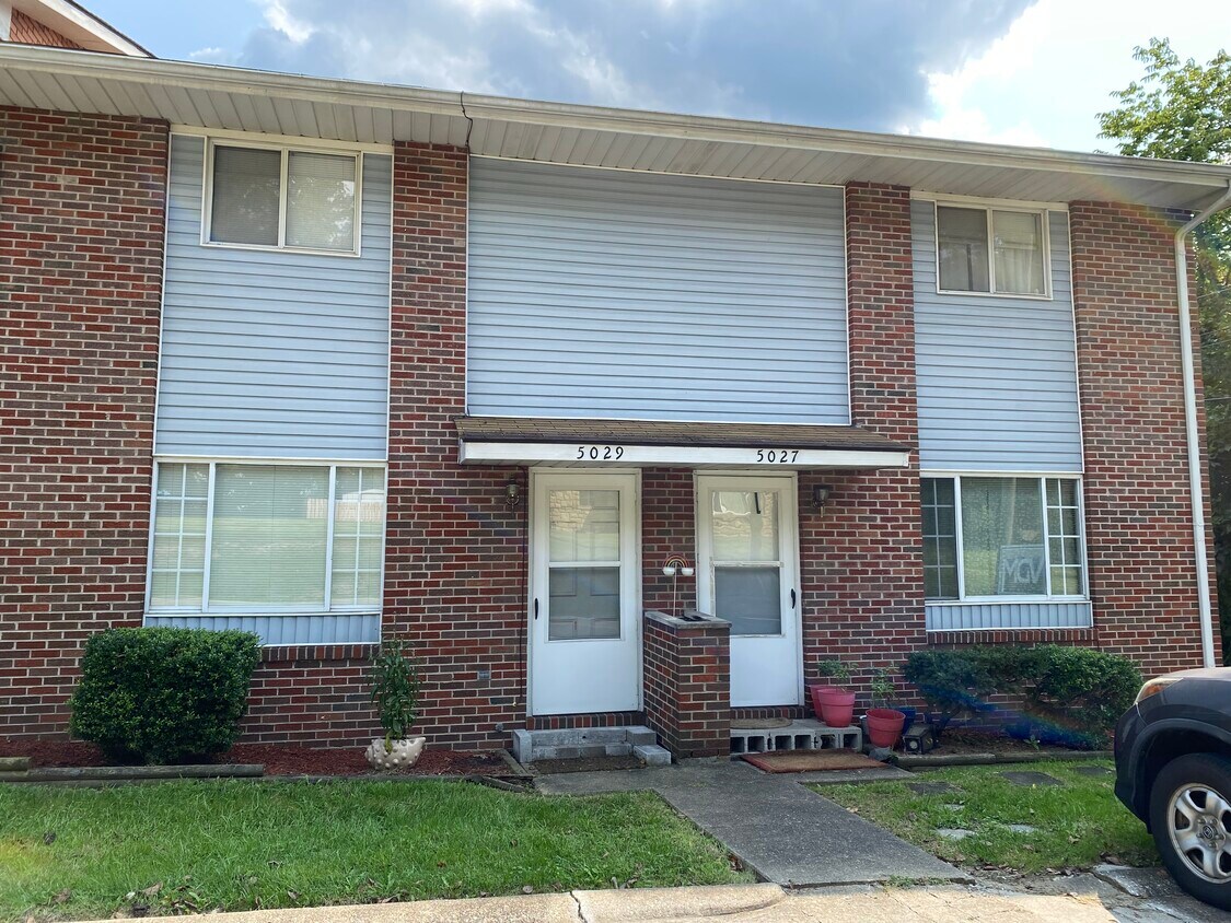 5027 W Pea Ridge Rd, Huntington, WV 25705 Townhome Rentals in Huntington WV