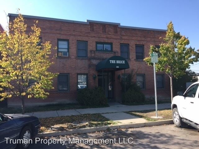 Building Photo - 228 2nd Ave E