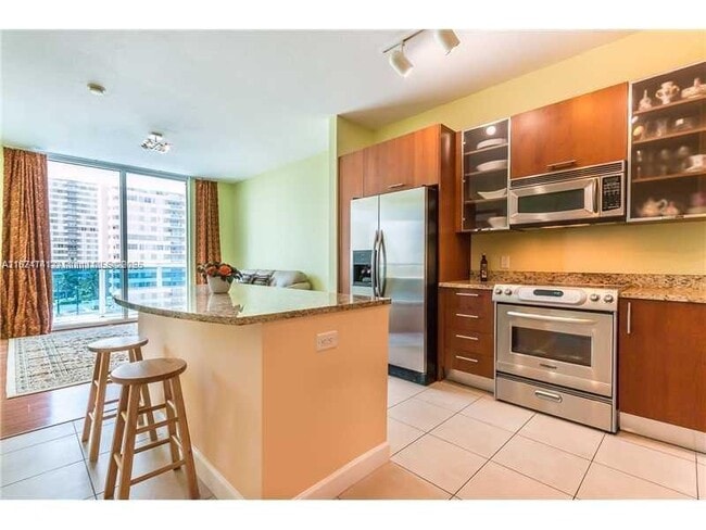 Foto del edificio - 1945 S Ocean Dr