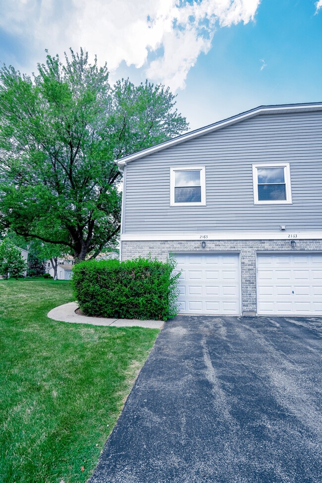 Attached Garage - 2165 N Ginger Creek Cir