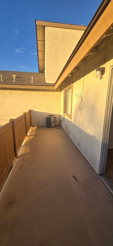 Building Photo - 3841 Franklin Ave