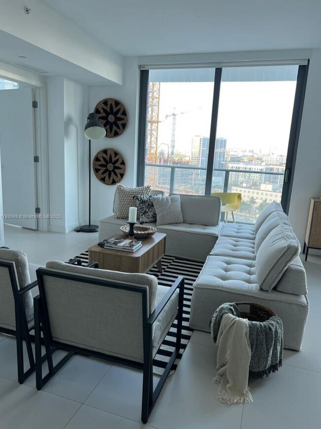 Foto del edificio - 501 NE 31st St
