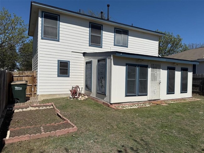 Building Photo - 111 Mist Flower Dr