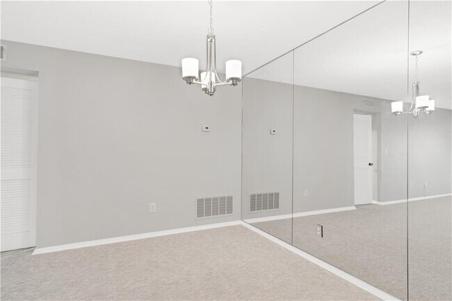 Building Photo - 104 Wynnes Ridge Cir SE