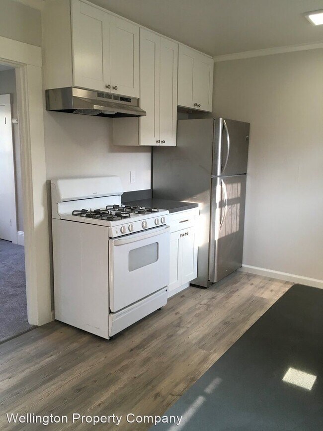 Foto del edificio - 4315-4327 Brookdale Ave