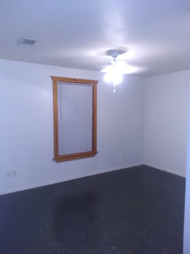 Building Photo - 41340 FM3159