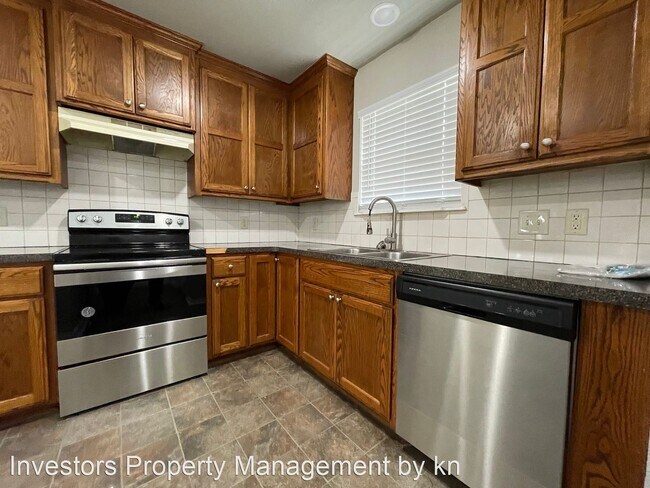 Building Photo - 3 br, 2 bath House - 2226 N.33rd Street