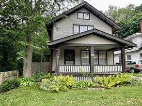 Building Photo - 418 Orchard Park