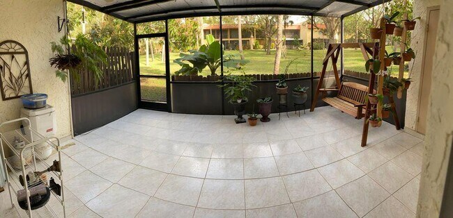 Foto del edificio - 896 SW 9th Street Circle 8 Boca Raton Fl 3...