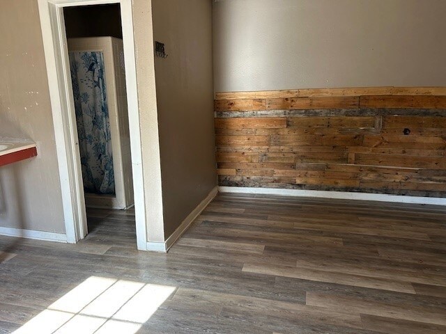 Building Photo - 2070 US-69