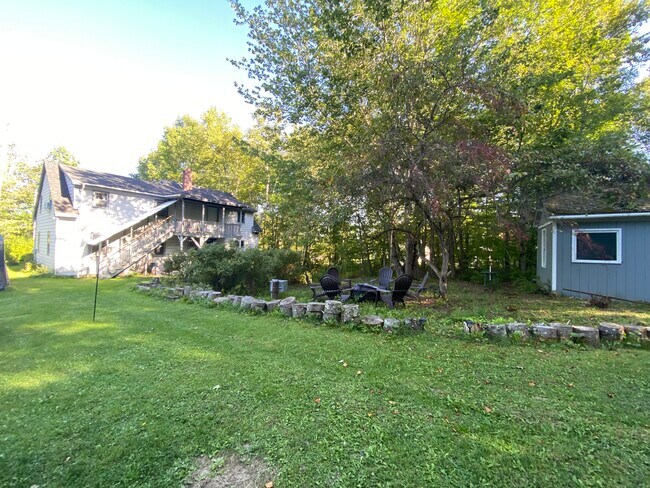 Building Photo - 176 Prescott Rd