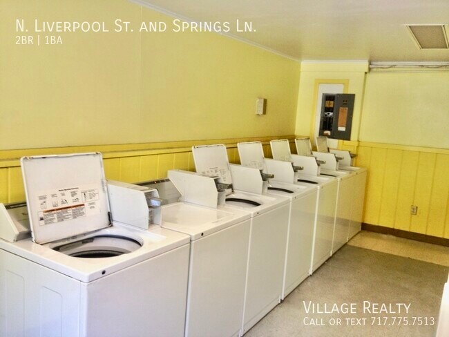 Foto del edificio - No steps! Affordable 2-Bed Convenient to I...