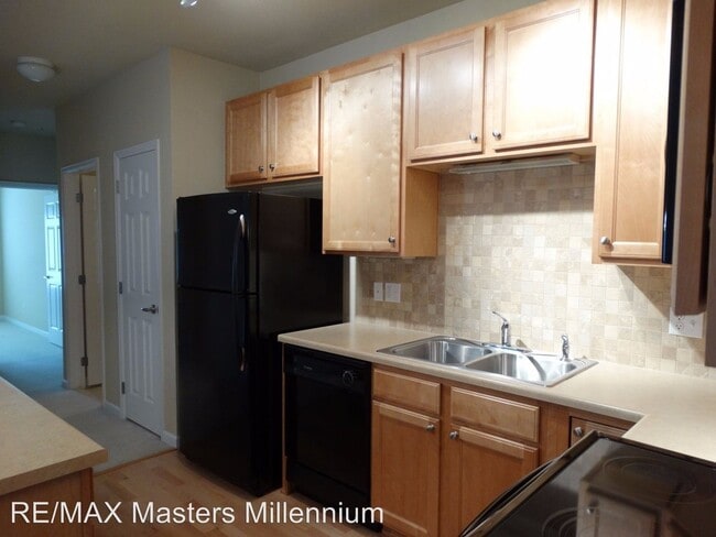 Building Photo - 16650 Las Ramblas Ln