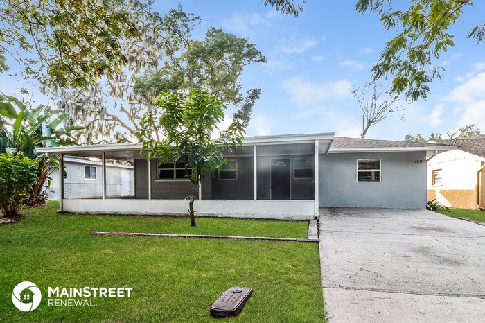Foto principal - 7051 Lenox Dr