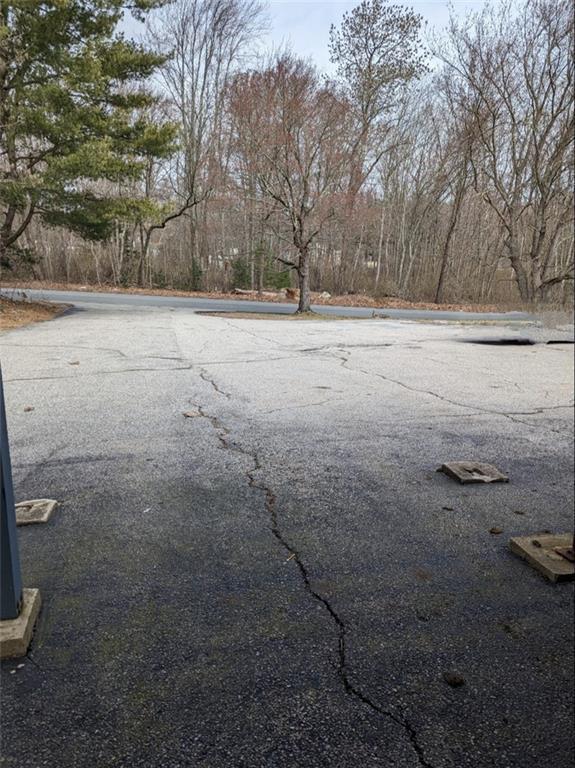 33 Gadoury Ave Unit 5, Coventry, RI 02816 Room for Rent in Coventry