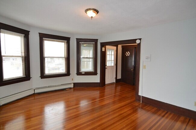 Foto del edificio - 245 Irving St