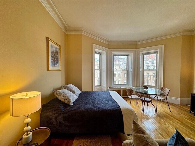 Foto del edificio - 169 Beacon St