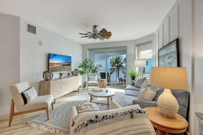 Foto del edificio - 875 NW Flagler Ave