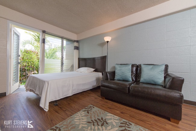 Building Photo - Kewalo Apartments