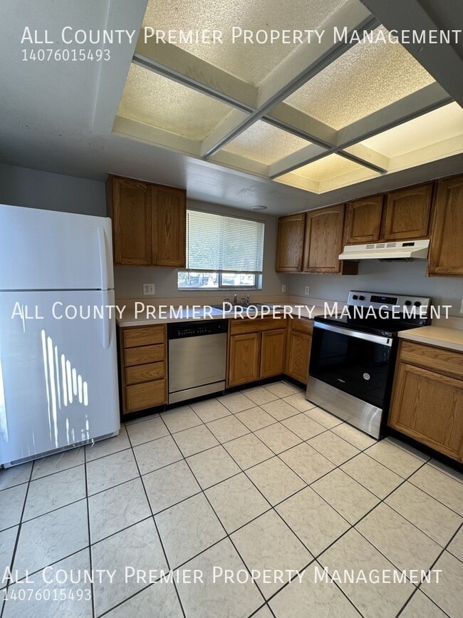 Foto del edificio - 2264 Greenview Cir