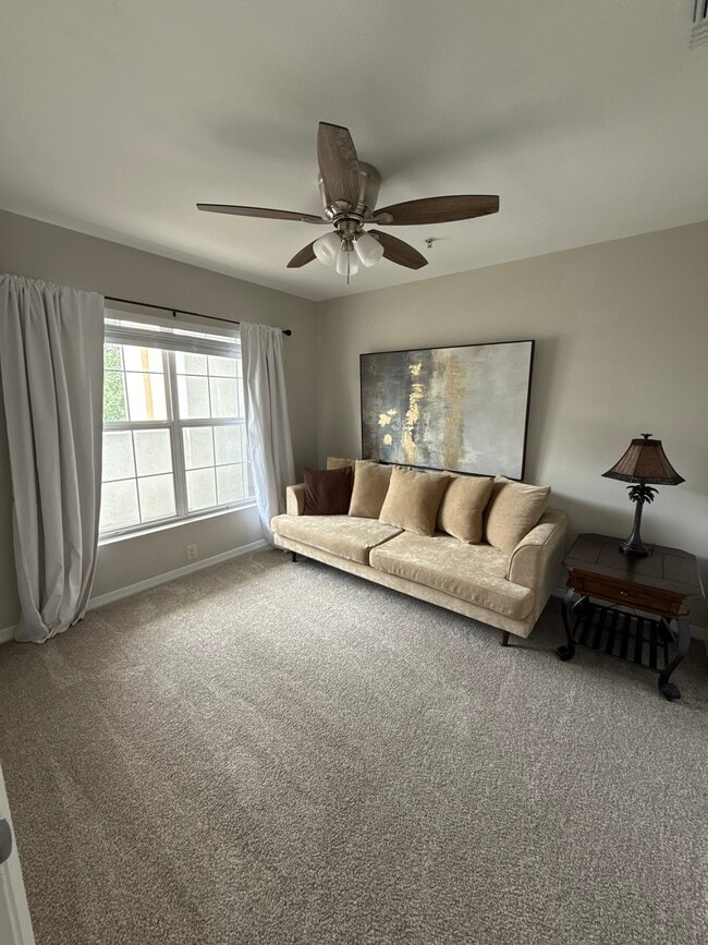 Building Photo - 4274 Calinda Ln