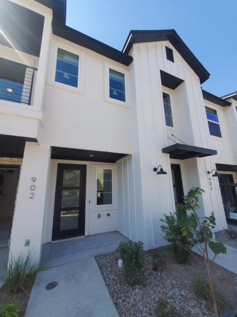 Primary Photo - 12001 Vista Parke Dr