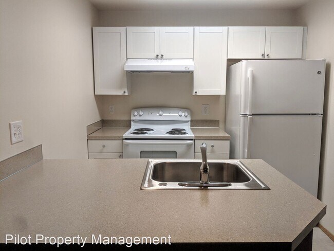 Foto del edificio - 12529 35th Ave NE