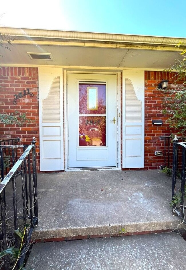 Photo - Large 2 Bed 2 Bath House