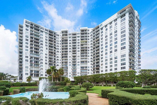 Building Photo - 1701 S Flagler Dr