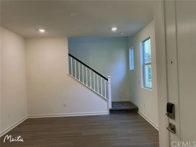 Building Photo - 2312 Apple Ct