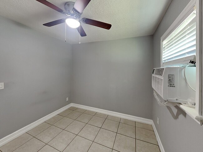 Foto del edificio - 4531 Conley St
